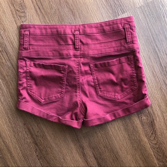 Shorts - Picture 4 of 4